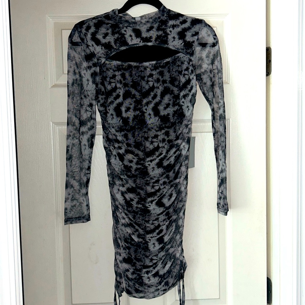 Mesh dress with underlining